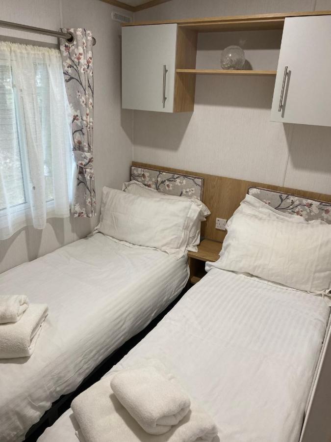 Вилла 16 Leaf Lane Country Retreat Newton on the Moor Экстерьер фото